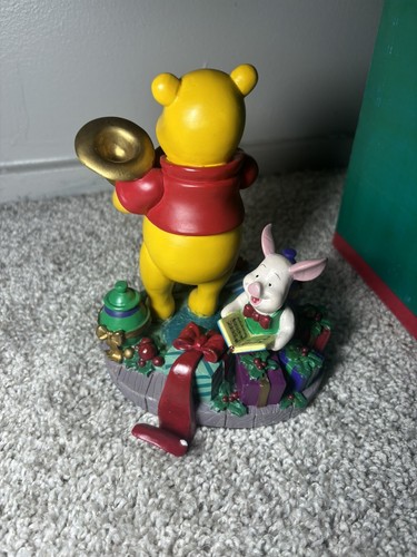 The Disney Store -Pooh’ Season Of Song 1997- Christmas Stocking Holder with Box - Picture 3 of 9
