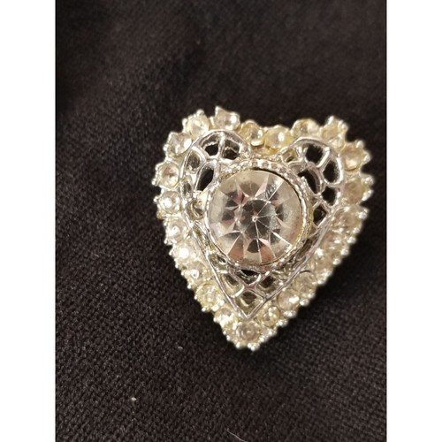 Brooches Heart Shaped Rhinestone Silver Tone Filigree Valentine's Set 2 Vintage - Picture 2 of 6