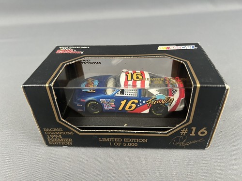 Racing Champions 1/43 1994 Ted Musgrave #16 Family Channel T-Bird w/Display NIB - Picture 3 of 9
