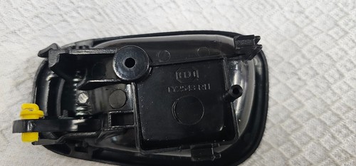 1998 Toyota Corolla Passenger Side, RH interior Black Door Handle (HU-TY2543-RH) - Picture 2 of 6