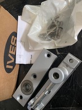 Ives 7253 TOP US26D Satin Chrome, Center Hung Top Pivot