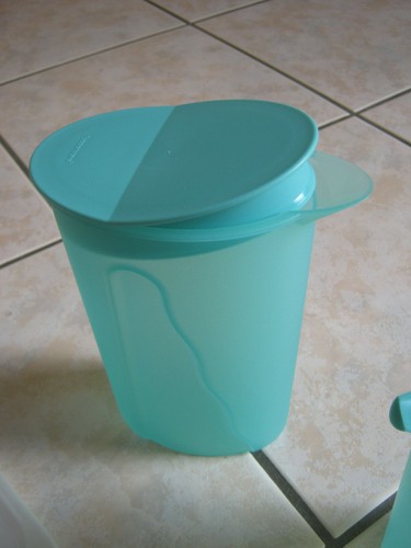 1l Junge Welle Kanne Tupperware grün ohne Griff neu rar