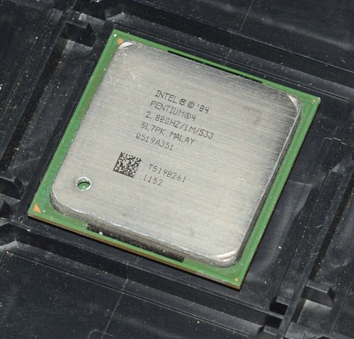 Intel Pentium 4 2.8GHz SL7PK  1MB 533 Mhz Socket 478/N Processor CPU - Picture 1 of 7