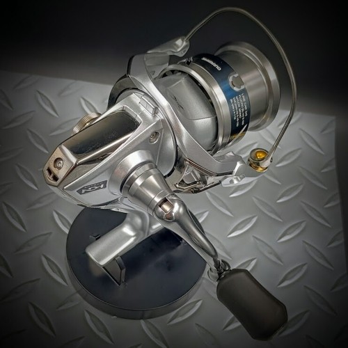 SHIMANO【15 STRADIC 2500HGS】6.0:1 Gear Ratio Used Spinning Reel "M"cond. W/Box - Picture 10 of 14