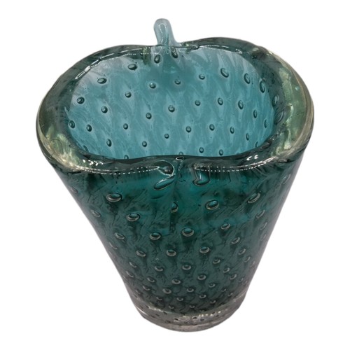 Jarrón de vidrio Bullicante Art Mid-Century moderno verde azulado en forma de corazón - Imagen 7 de 7