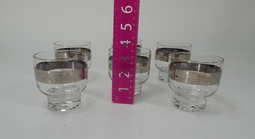 Vintage Barware Drinking/Cocktail Glasses Silver Band Automobiles Set of 6 - Picture 4 of 5