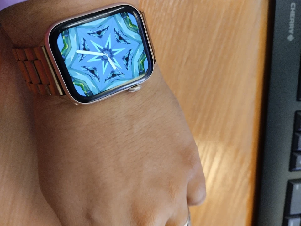 apple watch series 4 gps + cellular - Imagen 4 de 4