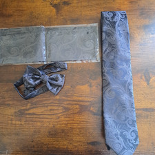 3pc Cardi Handkerchief Pocket Square Tie Bow Tie Black/Grey