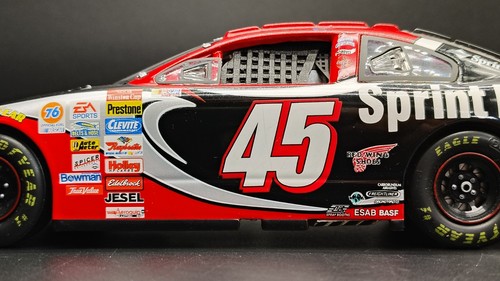 2001 Kyle Petty #45 Sprint PCS Team Caliber 1/24 Mac Tools Diecast Dodge - Picture 4 of 9