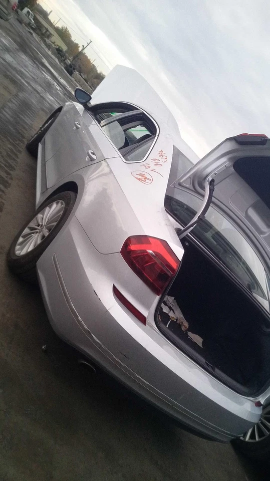 Used Front Right Seat Belt Front fits: 2017 Volkswagen Passat bucket seat passen - Image 4 of 4