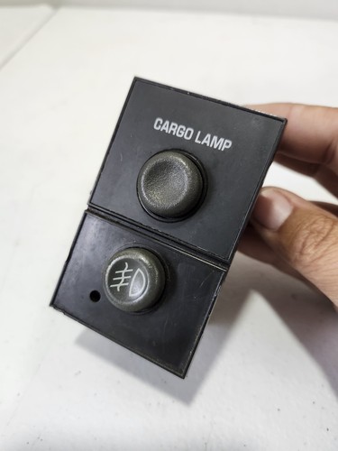 1999-2002 CHEVY SILVERADO TRUCK FOG CARGO LIGHT LAMP SWITCH SILVERADO 15735837