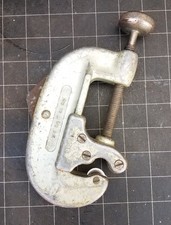 Vintage RIDGID TOOL  No 20 Screw Feed Tubing/Pipe Cutter