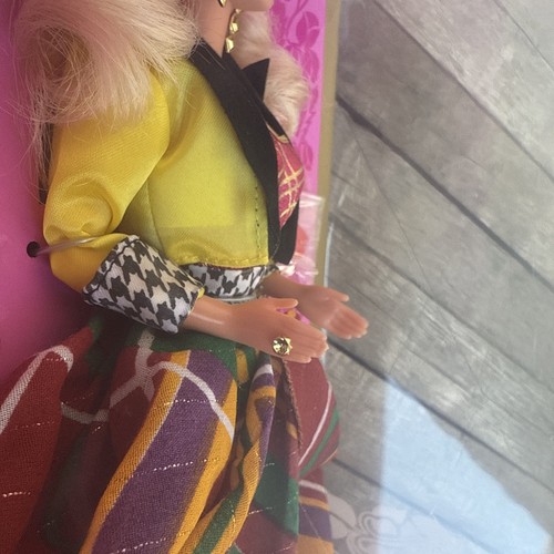 #2716 NRFB Mattel Philippines Private Collection Barbie Puppe Foreign Issue 1994 - Bild 5 von 12