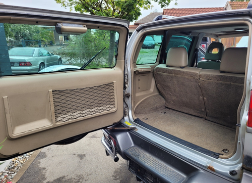 Nissan Terrano II 3.0Di Fun Top Style 3tg. Luxury -- Ersatzteile !! - Bild 18 von 20