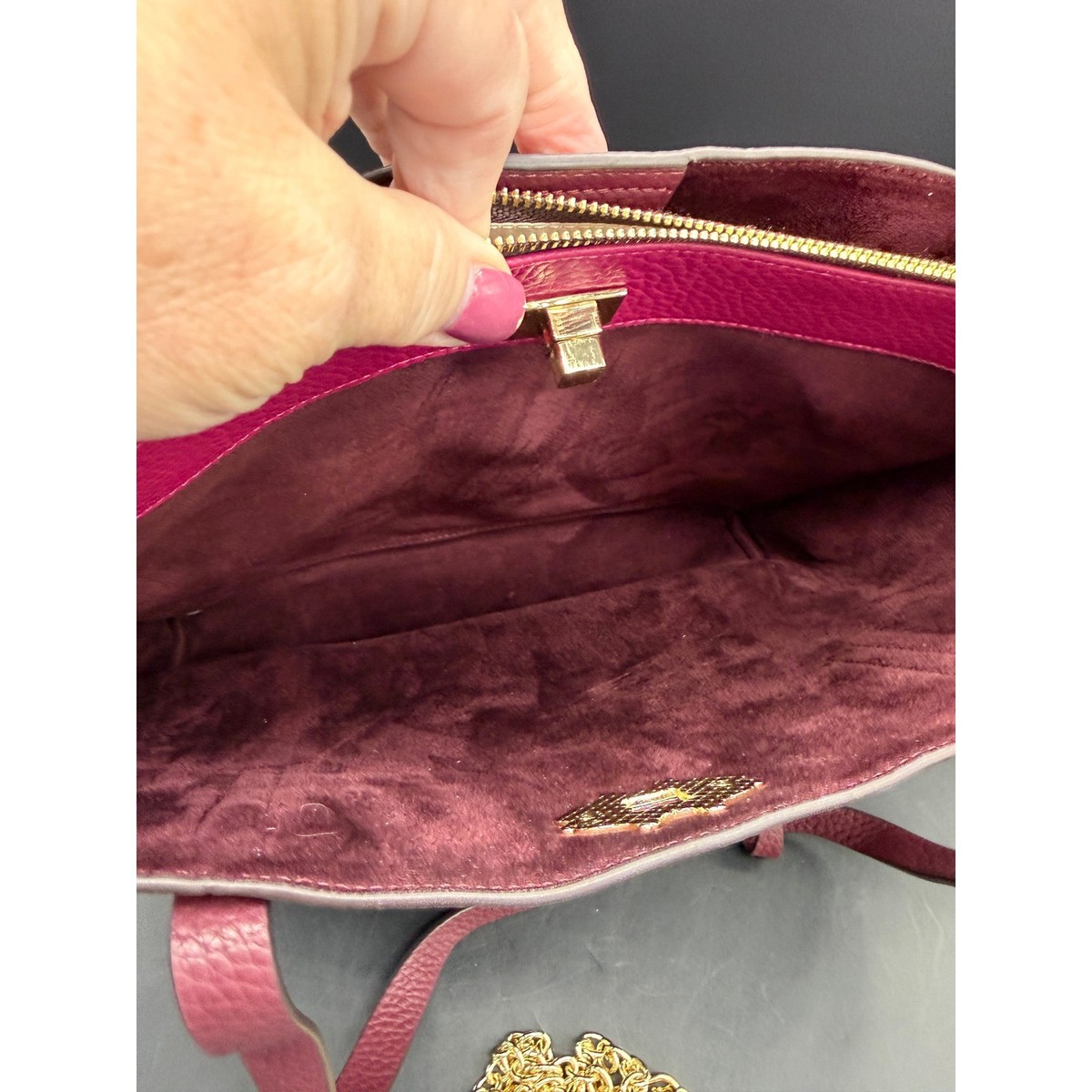 RADLEY LONDON Burgundy Pebbled Leather Tote Radley London Burgundy Pony-style Calfskin Shoulder Bag main image 4