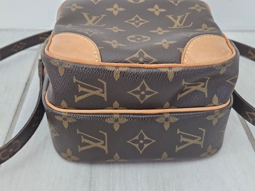 Authentic Louis Vuitton Amazone Crossbody Handbag & Dust Bag - Picture 7 of 10