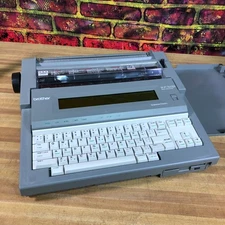 Brother WP-760D Portable Word Processor Electronic Typewriter w/Cover (WORKS)