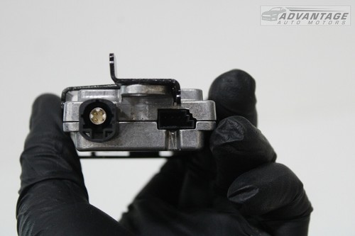 2016-2019 BMW 750i G12 xDRIVE USB HUB AUDIO INTERFACE MODULE UNIT W/ BRACKET OEM - Picture 5 of 7