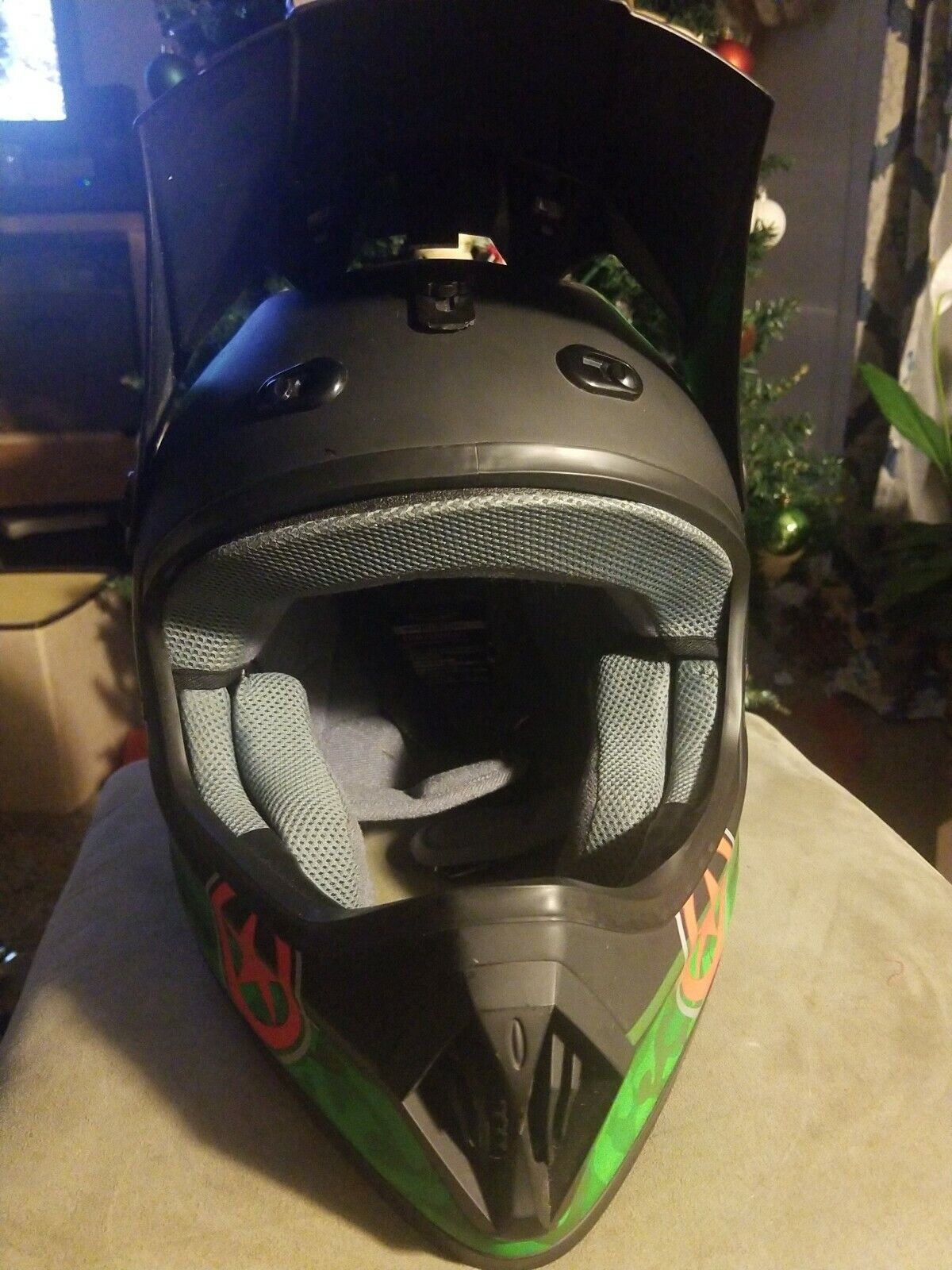 Picture 5 of 12