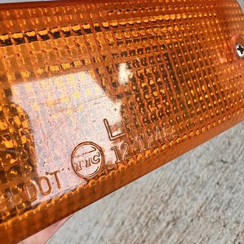 84-87 Civic/CRX & 86-87 Integra TYC Front Bumper Turn Signal Light Left Side - Picture 2 of 6