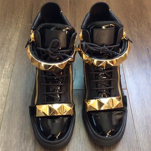 giuseppe zanotti gold sneakers