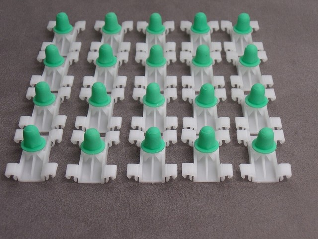 20 ZIERLEISTEN KLAMMER CLIPS FÜR BMW E38 E39 OPEL ZAFIRA A FIAT MULTIPLA 20 ZIERLEISTEN KLAMMER CLIPS FÜR BMW E38 E39 OPEL ZAFIRA A FIAT MULTIPLA