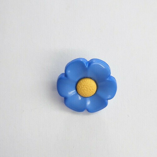 Daisy buttons flower 18mm shank novelty button in 5 colours - Childrens / Baby - Picture 6 of 12