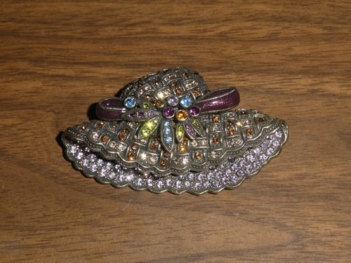 HEIDI DAUS PIN BROOCH CRYSTALS BONNET HAT BOW WEAVE - Picture 5 of 5