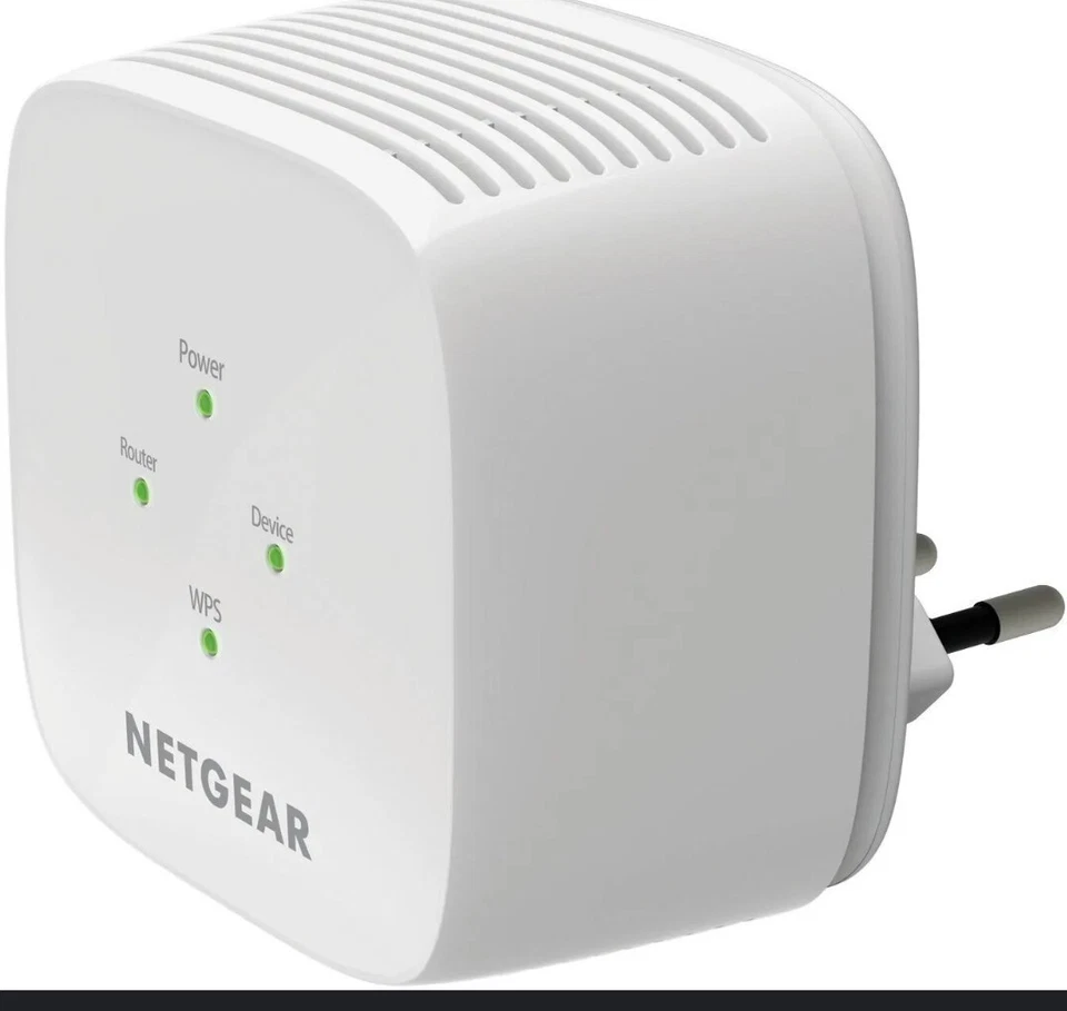 NETGEAR AC1200 WiFi Range Extender - White - Image 2 of 3