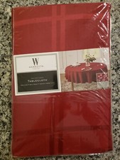 NEW Wamsutta Spill Proof 52 in. x 52 in. Square Microfiber Tablecloth - Ruby
