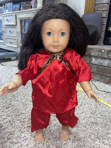 AMERICAN GIRL DOLL BRUNETTE BLUE EYES 2013 - Picture 11 of 11