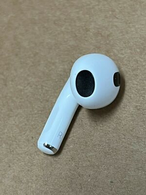 Apple AirPods 3RD GENERATION - RIGHT SIDE ONLY A2565 Apple AirPods 3RD GENERATION - RIGHT SIDE ONLY A2565