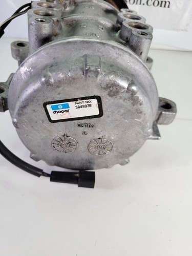 OEM Mopar AC Compressor and A/C Clutch Part # 3849976 SD 916 - Picture 9 of 9