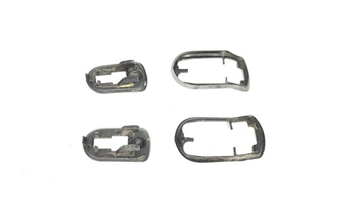 2005 Chrysler Crossfire SRT6 OUTER DOOR HANDLE SEAL LARGE & SMALL - Picture 2 of 3