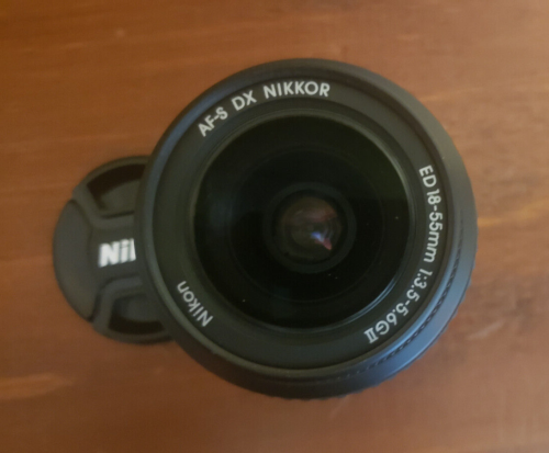 AF-S DX Zoom-Nikkor 18-55mm f/3.5-5.6G ED II Lens Nikon Excellent New Open Box - Foto 6 di 10