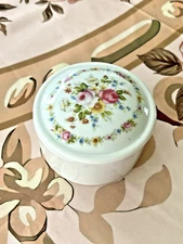 Vintage Floral Theme Round Porcelain Jewelry Dish /Trinket Box