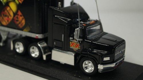 Matchbox 1:100 Ford Aeromax LKW Sattelzug US Truck Dos Equis Bierwerbung 34828 - Bild 13 von 19