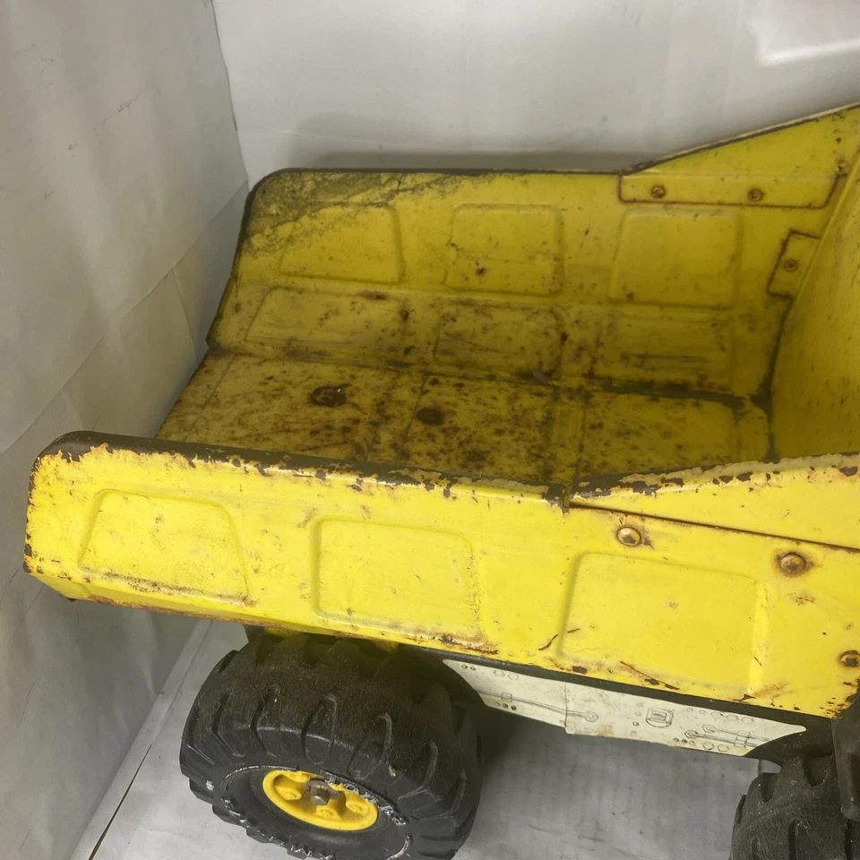 Vintage 1980s 16” Mighty Tonka XMB-975 Metal Dump Truck Yellow Turbo Diesel - Image 4 of 4