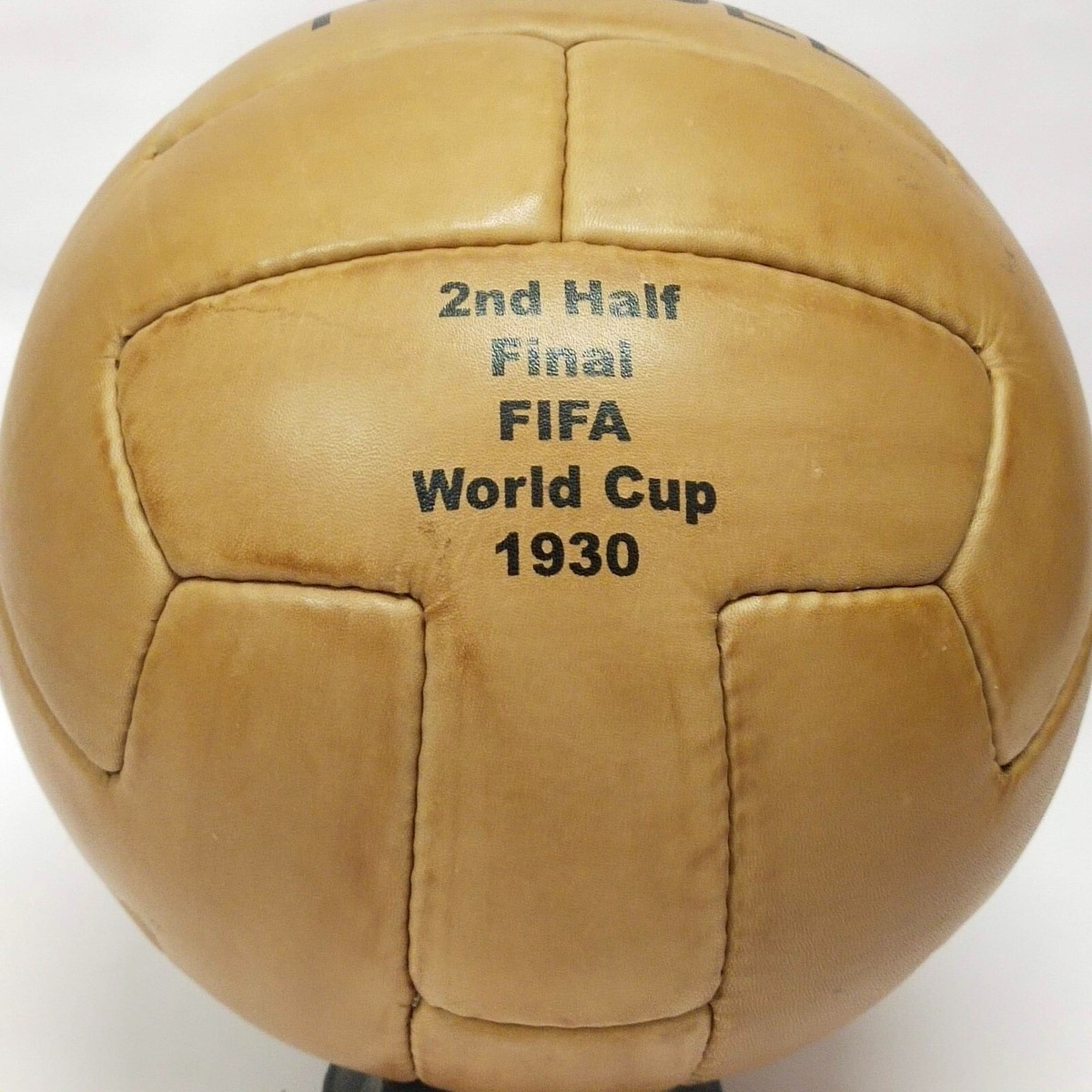 T-MODEL 2ND HALF FIFA WORLD CUP 1930 OFFICIAL MATCH BALL 100