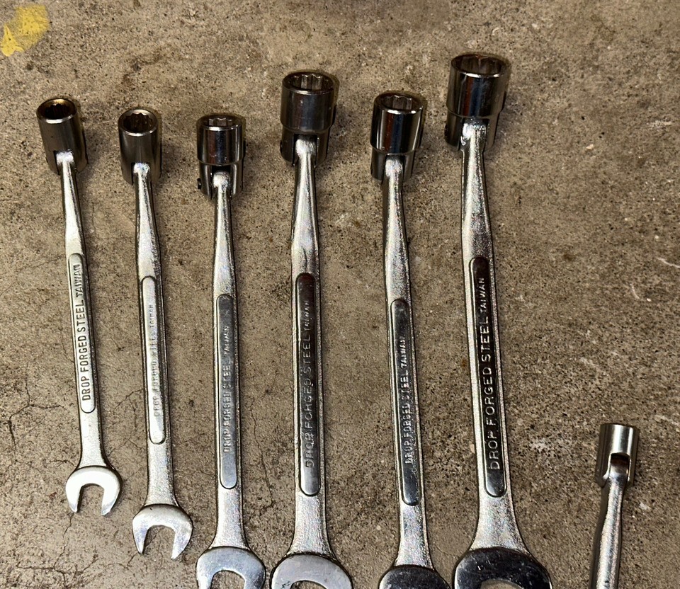 Flex head wrench set and Craftsman Flex / Swivel head socket set SAE