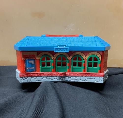 Thomas the Train & Friends Roundhouse Station Carry Case Take Along To Play