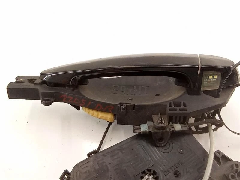 BMW 328i 2008 conductor actuador trasero izquierdo con mango negro fabricante original usado probado  Foto 4 de 4