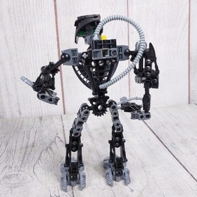 Incomplete 95% - LEGO BIONICLE 8738: Black Earth Toa Hordika Whenua - No Discs