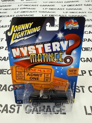 JOHNNY LIGHTNING 1985 Toyota SR5 Pickup Black 1:64 Diecast Back to the Future