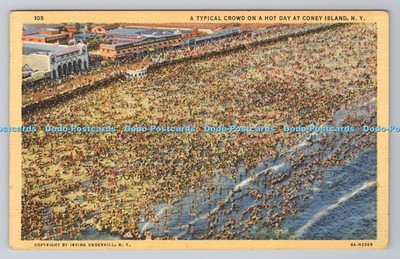 R798891 N Y Eine typische Menschenmenge an einem heißen Tag in Coney Island Irving Underhill C T Ar