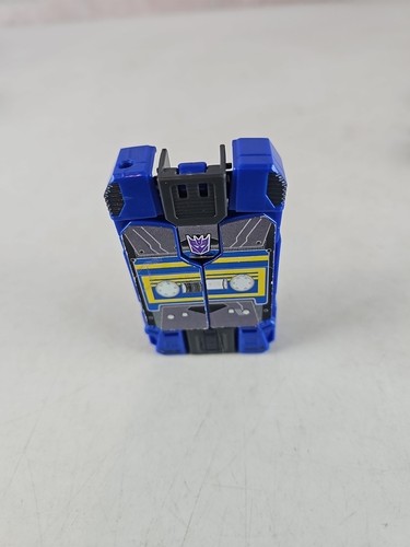 Transformers Generations Leader Titans Return Soundwave Actionfigur in Ghettoblaster - Bild 2 von 8
