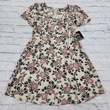 Express Dress WOMENS SIZE M Beige Floral Scoop Neck Mini Sheath Lightweight