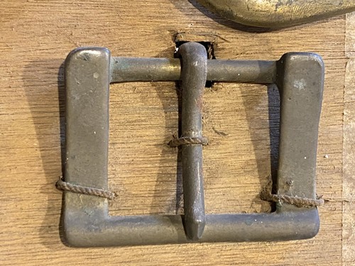 20 Antique Belt Buckles w/ Clasp! Vintage Primitive Original Fashion man/horse - Photo 11/19