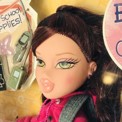 muñeca bratz vuelta al cole Phoebe nueva CAJA DE DAÑOS - Imagen 3 de 18