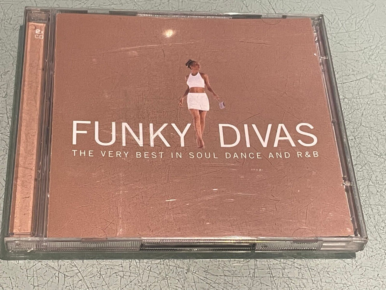 Funky Divas - 2 CD's Album - 40 Great Tracks Various Artists- 2001 BMG/Telstar